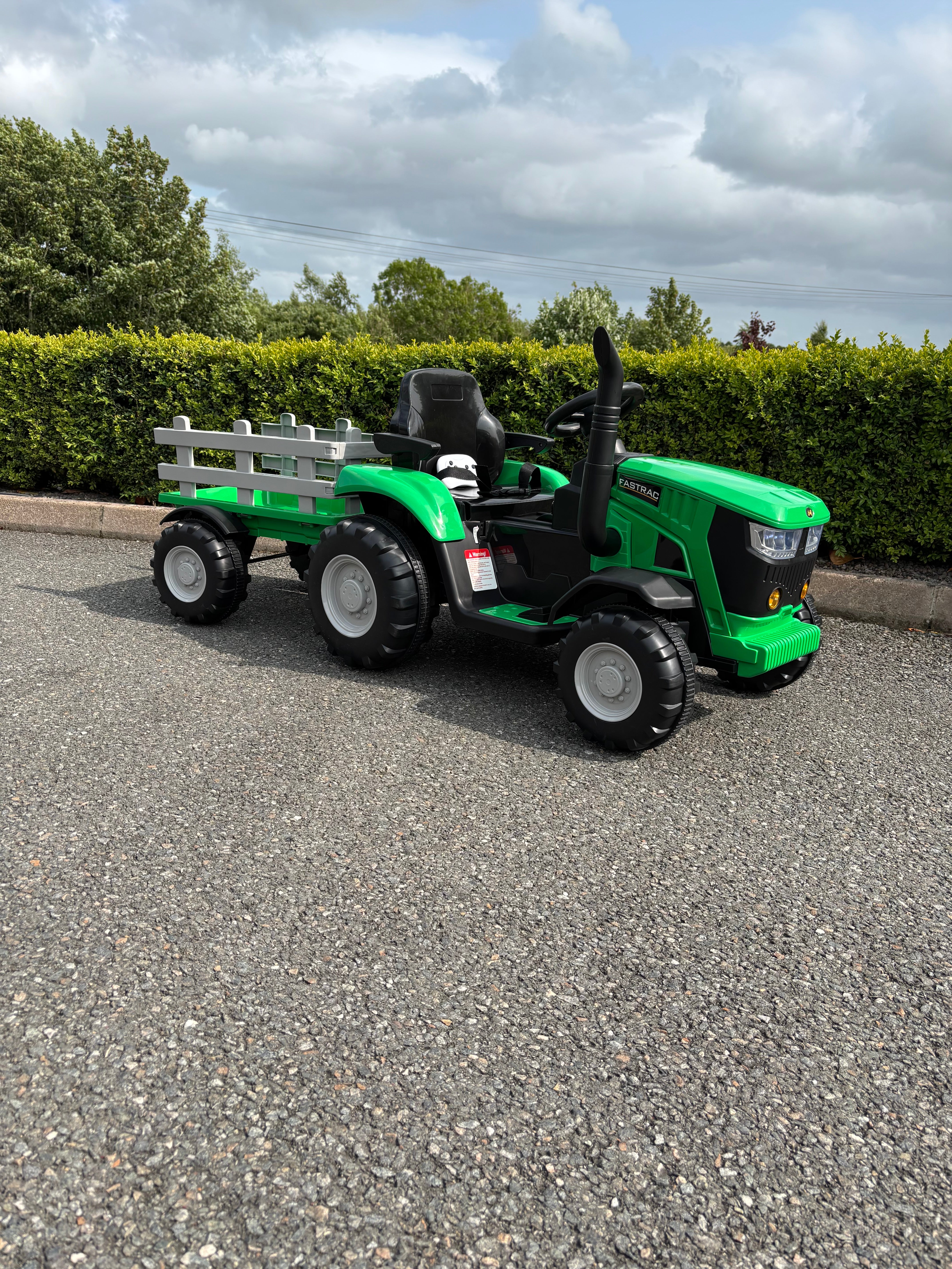 AgriRider 12V Electric Ride On  Tractor & Trailer Green