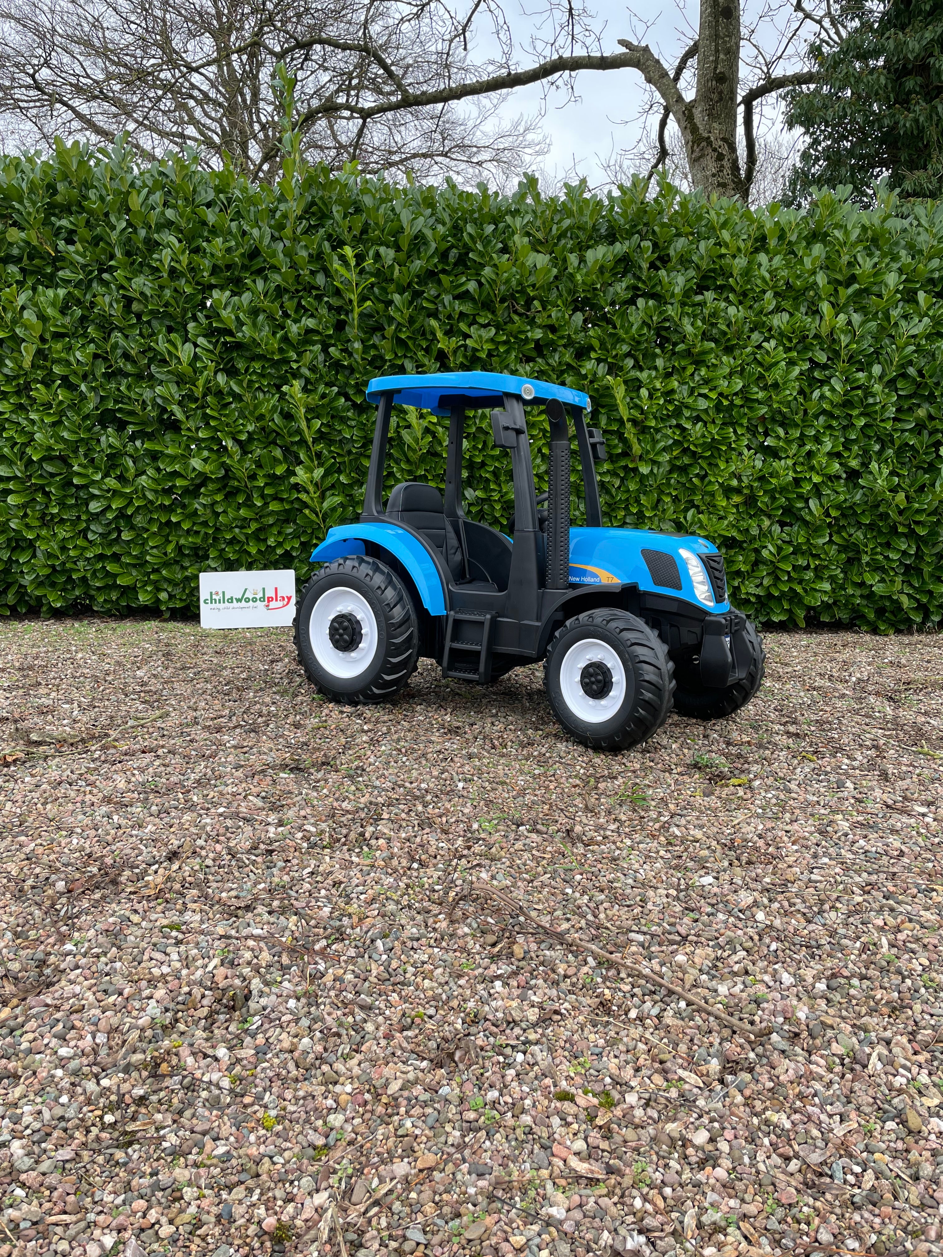 New Holland T7 24v Electric Ride On Tractor