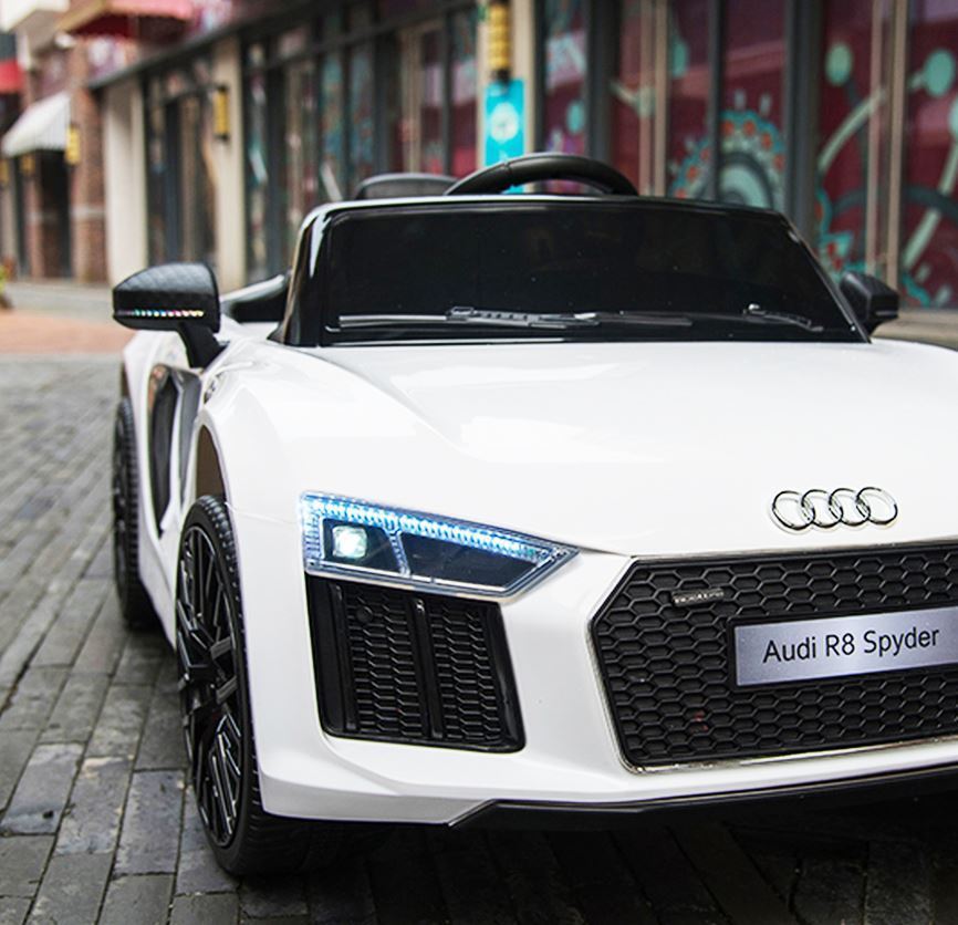Audi R8 Spyder Licensed Kids Ride on Electric Car with Remote